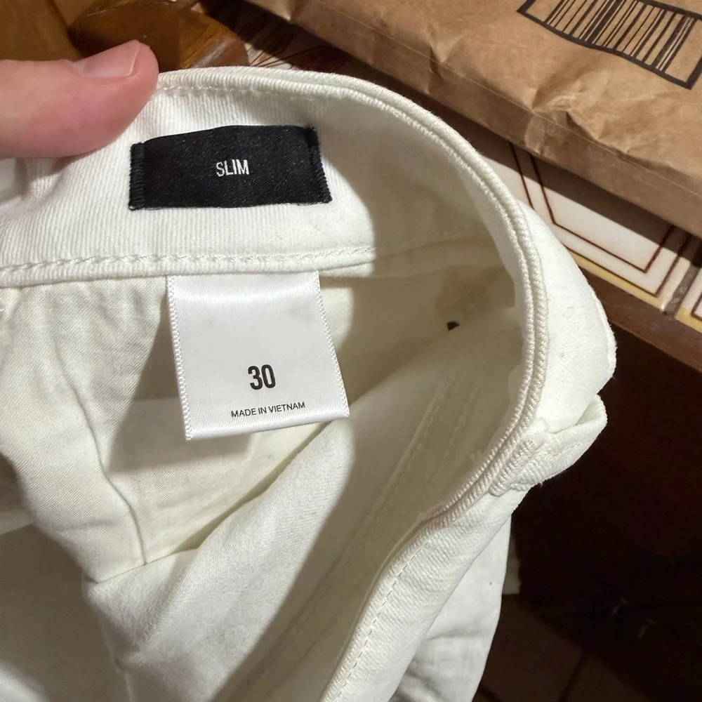 Express Off-White Women's Jean Shorts
